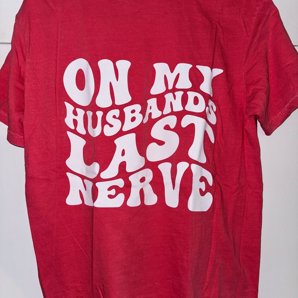 Medium Comfort Color (light red)
